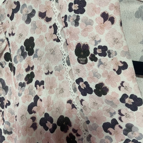 Sunday Best Lace Collar Dress - Picture 4 of 5